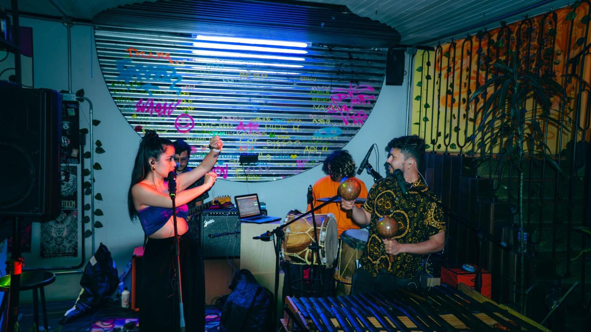 Viajero Bogota Hostel & Spa エクステリア 写真
